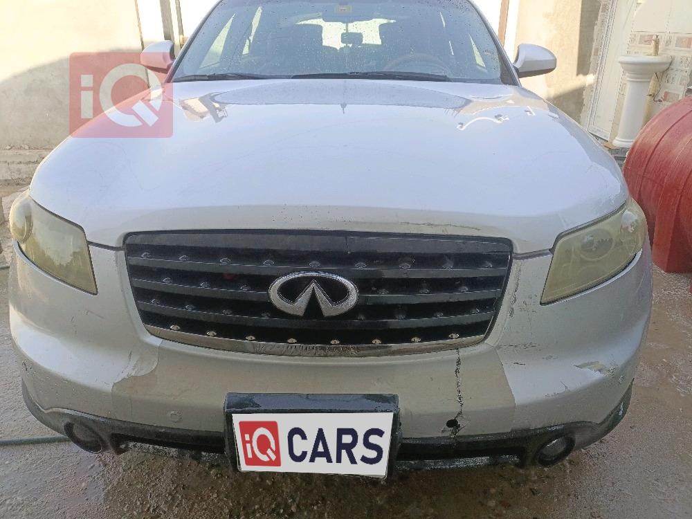 ئینفینیتی FX